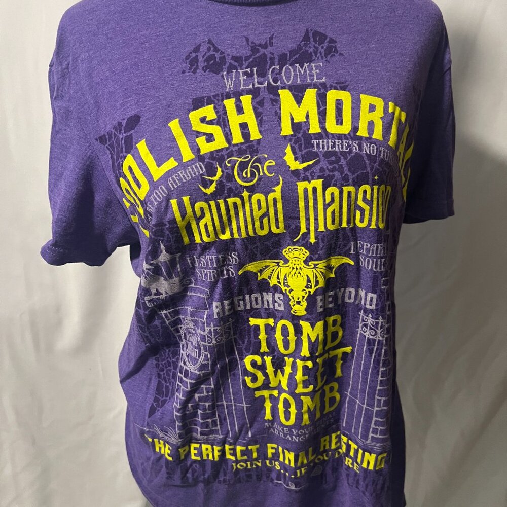 Haunted mansion Halloween Disney t-shirt